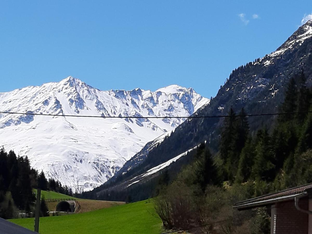 Haus Waldfriede Apartment Sankt Leonhard im Pitztal Luaran gambar