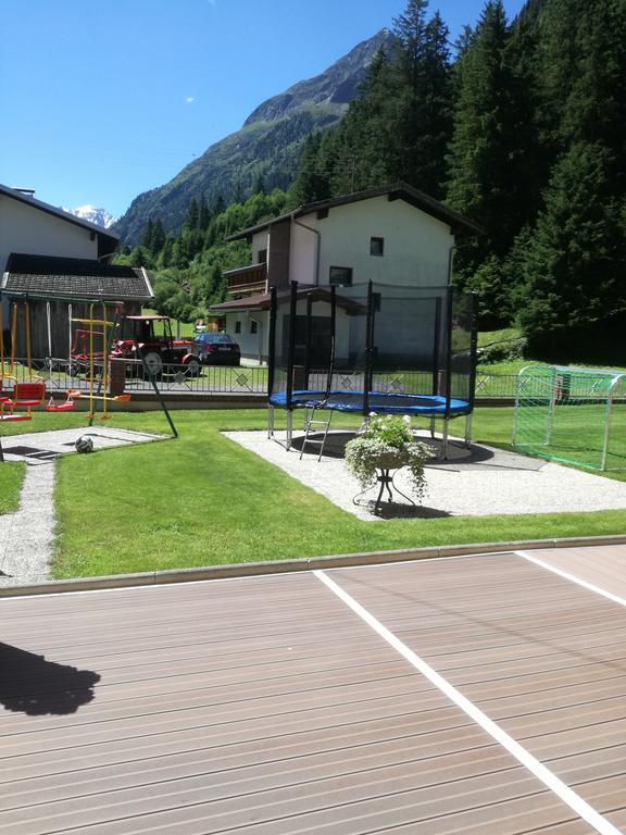 Haus Waldfriede Apartment Sankt Leonhard im Pitztal Luaran gambar