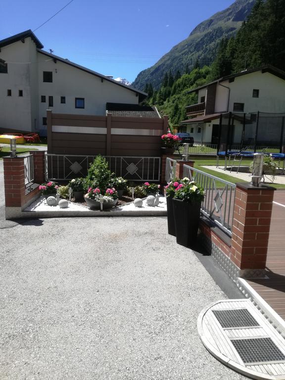 Haus Waldfriede Apartment Sankt Leonhard im Pitztal Luaran gambar