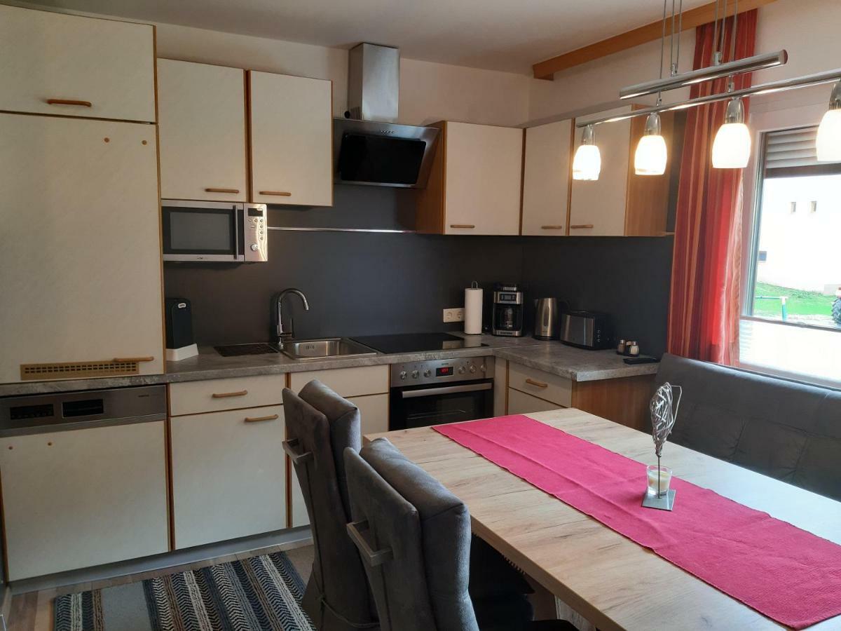 Haus Waldfriede Apartment Sankt Leonhard im Pitztal Luaran gambar